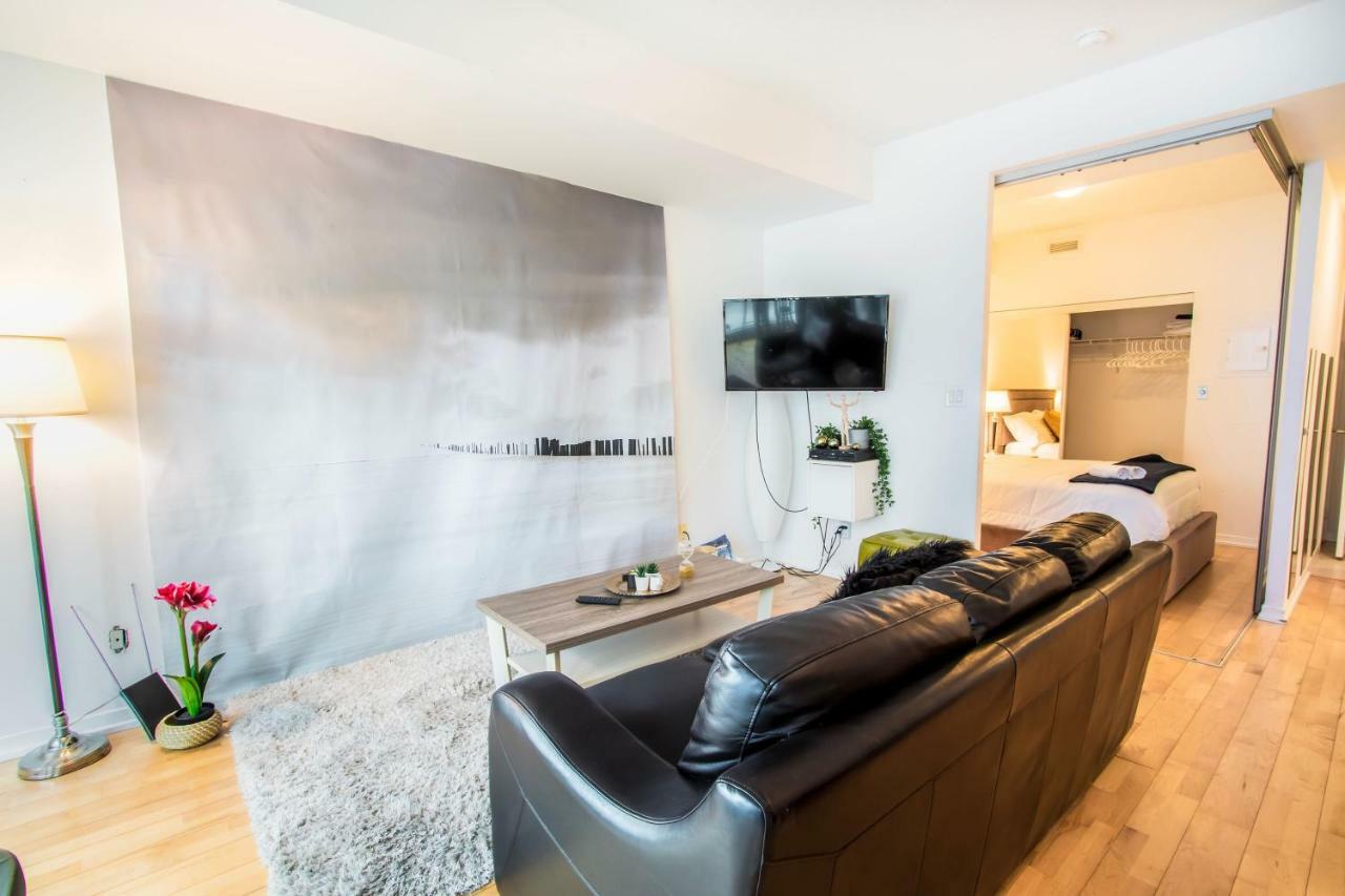 Micasa Suites - Stylish Condo In Maple Leaf Square تورونتو المظهر الخارجي الصورة