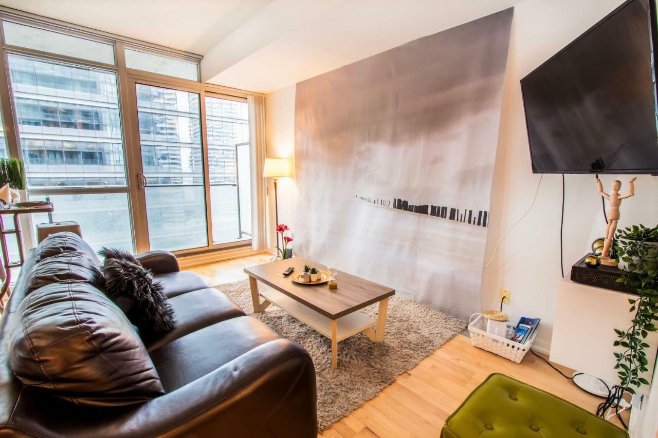 Micasa Suites - Stylish Condo In Maple Leaf Square تورونتو المظهر الخارجي الصورة